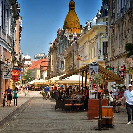 Regim Hotelier Pietonala Oradea Exteriér fotografie